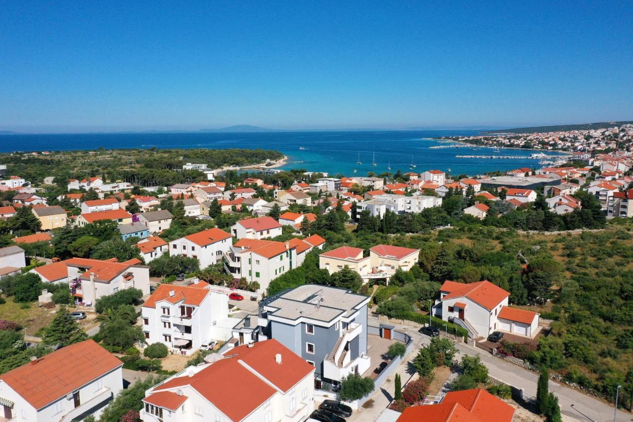 Villa Mariella Новалья Экстерьер фото