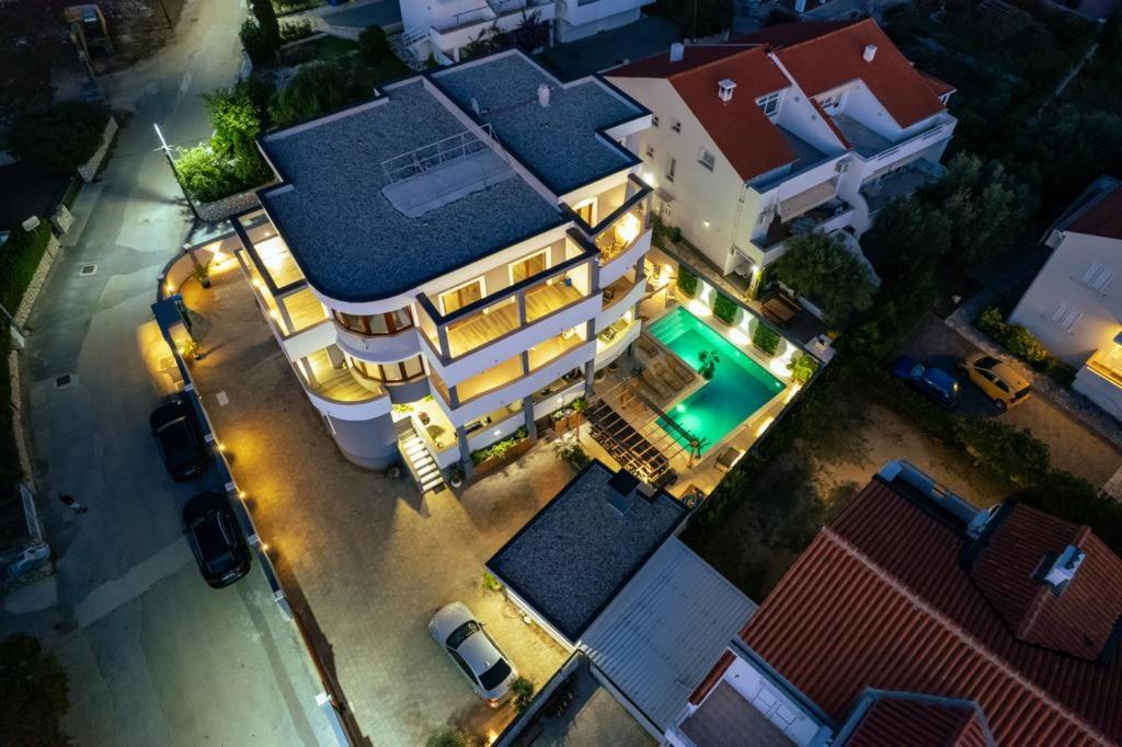 Villa Mariella Новалья Экстерьер фото